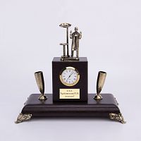 Держатель для письменных принадлежностей с часами "Хирург" ДППЧ-20 (спецзаказ) от коллег